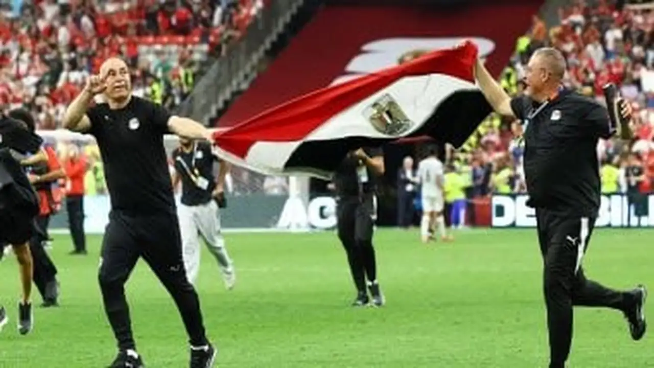 وزير الرياضة يهنئ منتخب مصر بعد انتصاره بثلاثية أمام نيوزيلندا